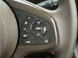 ◆アダプティブクルーズコントロール◆予め設定した車速内でクルマが自動的に加減速。前走車との適切な車間距離を維持しながら追従走行します。【LKAS】車線維持支援システムでステアリング操作を支援。