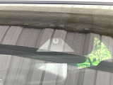 【エマージェンシーブレーキ】走行中に前方の車両等を認識し、衝突しそうな時は警報とブレーキで衝突回避と被害軽減をアシスト。より安全にドライブをお楽しみいただけます。