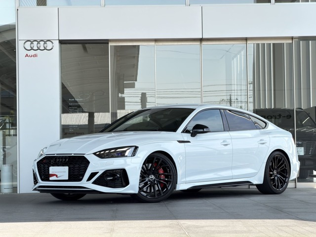 アウディ RS5スポーツバック 