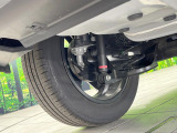 お車を安心してお乗りいただく為には、足回りの定期点検が欠かせません。サービスサポート(有償保証)では無料点検もご提供しており、安心のカーライフをお過ごしいただけるサポート体制が整っています。