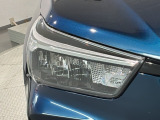 LEDヘッドライトは、点灯の瞬間から最大光量を発揮し、突然暗くなるトンネルなどでの安定感を高めます。
