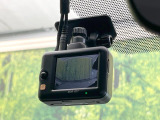 【ドライブレコーダー】ドライブレコーダー装備!走行中はもちろん、あおり運転や事故に遭遇した際、映像で記録し、万一のリスクに備えます。※記録用SDカードはお客様ご自身でご準備いただく必要があります。