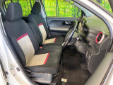 運転席シート廻りは使用感も少なく、良好な状態となっています。丁寧に使われていたことがよくわかりますね。