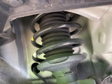 お車を安心してお乗りいただく為には、足回りの定期点検が欠かせません。サービスサポート(有償保証)では無料点検もご提供しており、安心のカーライフをお過ごしいただけるサポート体制が整っています。