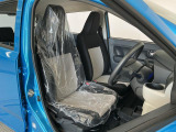 【運転席・助手席】内装ルームクリーニング済みです。しっかり綺麗にしていますので、是非、お確かめください。車に自信があるからこそ、是非一度ご来店頂き内外装も見てもらえると幸いです。