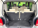 普段のお買い物や通勤、送迎等に十分な荷室スペースを確保しております。セカンドシートを倒すと、大きな荷物の積載も可能です♪