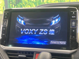 【BIG-X11インチナビ】人気の大画面BIG-Xナビを装備。専用設計で車内の雰囲気にマッチ!ナビ利用時のマップ表示は見やすく、テレビやDVDは臨場感がアップ!いつものドライブがグッと楽しくなります♪