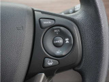 ◆アダプティブクルーズコントロール◆予め設定した車速内でクルマが自動的に加減速。前走車との適切な車間距離を維持しながら追従走行します。【LKAS】車線維持支援システムでステアリング操作を支援。