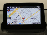 【純正ナビゲーション】使いやすいナビ操作にオーディオ機能も充実!Bluetooth接続で運転中のハンズフリー電話や好みの音楽を車内に流す事が出来ます。ラインナップや車種に応じて豊富な機能が使用可能♪