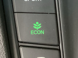 ★ECONスイッチ★ エコドライブを加速しよう!スイッチをONにすると、運転の仕方によるロスを抑え込み燃費をよくするようクルマが頑張ります(*^ー^*)燃費向上にチャレンジ♪