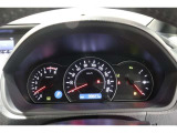 ■スピードメーター■ とっても見やすいメーターです。夜間時はラグジュアリーな気分にさせてくれる照明が魅力ですので、夜のドライブも楽しみになりますよ♪