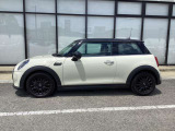 MINI認定中古車を多数展示しております。お気軽にお問い合わせください。