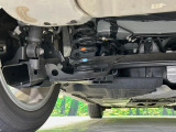 お車を安心してお乗りいただく為には、足回りの定期点検が欠かせません。サービスサポート(有償保証)では無料点検もご提供しており、安心のカーライフをお過ごしいただけるサポート体制が整っています。