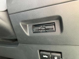 ビルトインタイプの純正ETCです。ETC2.0なのでオリジナルサービスが受けられることがあります。