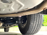 お車を安心してお乗りいただく為には、足回りの定期点検が欠かせません。サービスサポート(有償保証)では無料点検もご提供しており、安心のカーライフをお過ごしいただけるサポート体制が整っています。