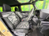 運転席シート廻りは使用感も少なく、良好な状態となっています。丁寧に使われていたことがよくわかりますね。