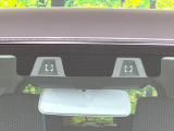 【スズキ セーフティサポート】走行中に前方の車両等を認識し、衝突しそうな時は警報とブレーキで衝突回避と被害軽減をアシスト。より安全にドライブをお楽しみいただけます。