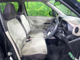 運転席シート廻りは使用感も少なく、良好な状態となっています。丁寧に使われていたことがよくわかりますね。