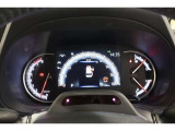 ■スピードメーター■ とっても見やすいメーターです。夜間時はラグジュアリーな気分にさせてくれる照明が魅力ですので、夜のドライブも楽しみになりますよ♪