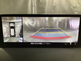 狭い場所での駐車やすれ違いなどでより的確な運転操作に役立つ360&deg;ビューモニターが装備されています。