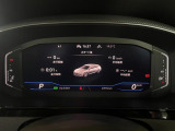 ナビや様々な画面を映し出せるDigital Cockpit Pro装備しております。