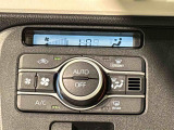 車内空調は&rdquo;AUTOエアコン&rdquo;にお任せ。運転に集中出来ますよ!
