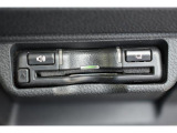 ETCは運転席インパネ右下に専用カバーによって埋め込まれています