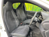 運転席シート廻りは使用感も少なく、良好な状態となっています。前オーナー様が丁寧に使っていたことがよくわかりますね。