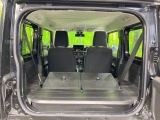 普段のお買い物や通勤、送迎等に十分な荷室スペースを確保しております。セカンドシートを倒すと、大きな荷物の積載も可能です♪