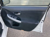 ネットでは伝えきれない車輌の良さが多々ございますので、ぜひ一度お客様の厳しい目でお確かめください。ご来店はお気軽に!お待ちしております。