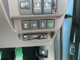 安全機能も充実しており、安心して運転できます