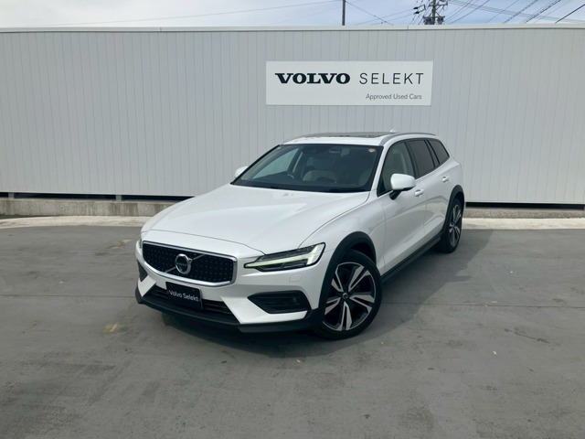 V60クロスカントリー B5 AWD プロ 4WD