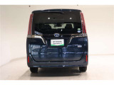 明るく視認性の良いLED式テール&ハイマウントストップランプ採用で、後続車に対して自車の存在をアピールすることて安全性を高めます!