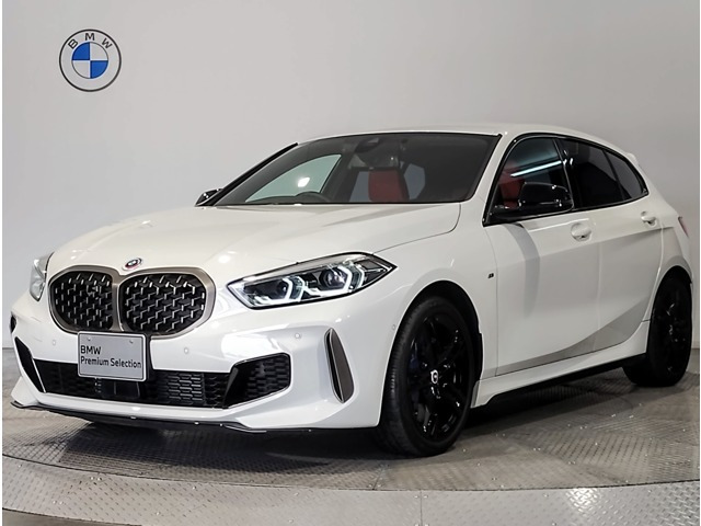 1シリーズ M135i xドライブ 4WD 