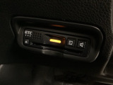 ETCが付いてます。ETC搭載車しか通過できないスマートICが利用できるようになりますよ!現在スマートICの設置箇所も増えてきているので、高速道路利用の幅が広がりますね☆