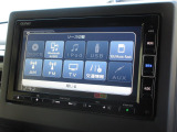 純正メモリーナビ(VXM-214VFi)を装着しております。AM、FM、CD、DVD再生、Bluetooth、音楽録音再生、フルセグTVがご使用いただけます。初めて訪れた場所でも安心ですね!