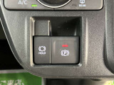 ダイハツディーラーでは「ダイハツ認定U-CAR」という基準を設け、車選びに詳しくないお客様でも「安心して選べる」をご提供しています。