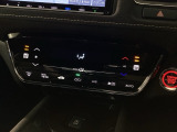 運転席と助手席にシートヒーターが付いています☆寒い時期に腰周りを温めてくれるので体全体が温まりやすいのは勿論、暖房と違い顔に風が当たらないので、乾燥肌やドライアイの方でも大丈夫☆