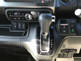 【インパネシフト】操作性がよく足元、運転席回りがスッキリ!!