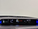 TFTカラ-マルチインフォメ-ションディスプレイ4.2インチの液晶画面に、安全・安心のコンテンツやオ-トエアコンのステ-タスなど、さまざまな運転情報を表示し見やすさにこだわったメ-タ-です♪
