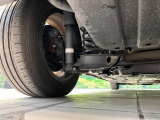 お車を安心してお乗りいただく為には、足回りの定期点検が欠かせません。サービスサポート(有償保証)では無料点検もご提供しており、安心のカーライフをお過ごしいただけるサポート体制が整っています。