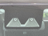 【スマートアシスト】走行中に前方の車両等を認識し、衝突しそうな時は警報とブレーキで衝突回避と被害軽減をアシスト。より安全にドライブをお楽しみいただけます。