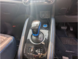 電動パーキングブレーキとオートブレーキホールドで運転の負担を軽減してくれます!