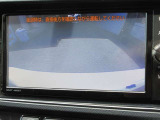 バックガイドモニターで、後方を確認しながら安心して駐車することができます。運転初心者も熟練者も必須の機能ですよ!