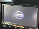 【純正ナビ】人気の純正ナビを装備。オーディオ機能も充実しており、Bluetooth接続すればお持ちのスマホやMP3プレイヤーの音楽を再生可能!毎日の運転がさらに楽しくなります!!