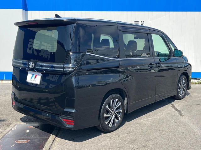 トヨタ ヴォクシー 2.0 S-Z の中古車詳細 (45,760km, グリッター