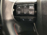 【ステアリングスイッチ】左です。ハンドルから手を離さず、運転に集中したまま手元でオーディオ操作等ができます。