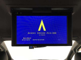 【後席モニター装備車】お出かけ時の渋滞!お子様や同乗者の方が退屈しません。ドライバーは運転に集中できます♪