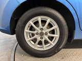 タイヤサイズは185/70R14です♪