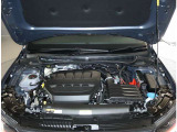 2.0TFSIエンジン搭載コンパクトな車にハイパワーなエンジン搭載で気持ちの良い加速を味わえます!